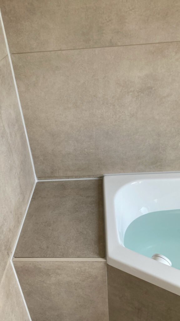 Luxe Badkamer Renovatie Rotterdam Maatwerk Toilet En Badkamer Interieur Max De Aannemer Luxe Tegels