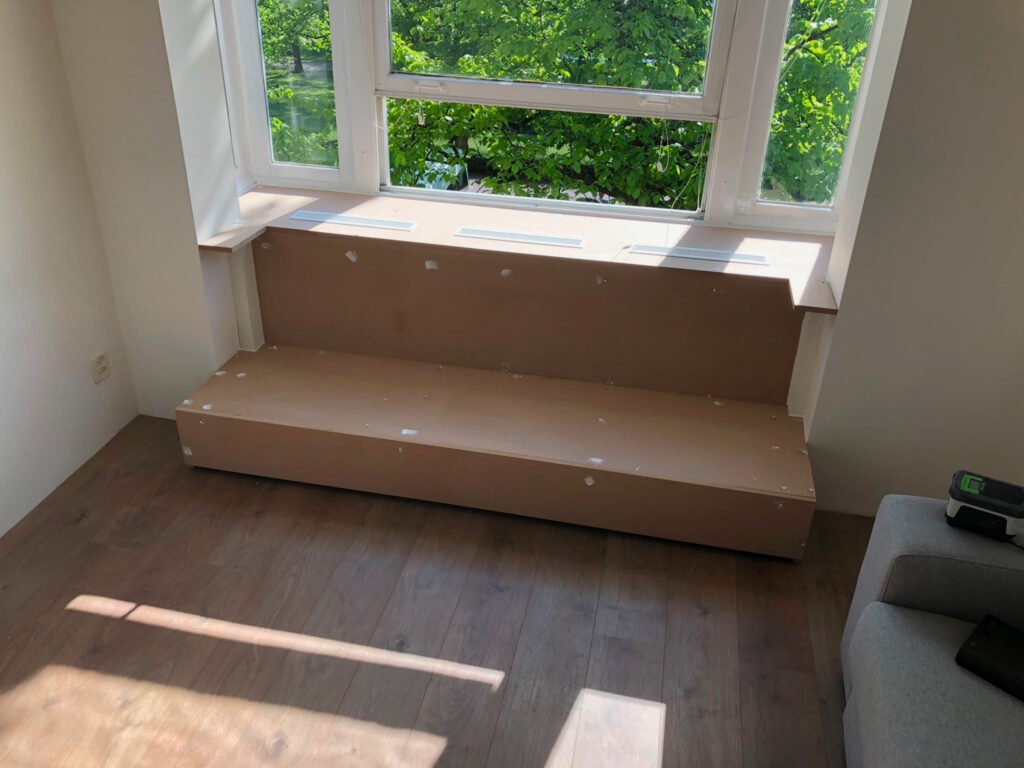 Max De Aannemer Renovatie Rotterdam Binnehuis Radiator Ombouw Styling